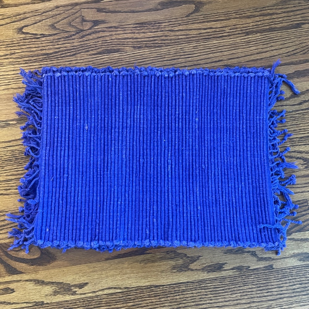 6x Purple Woven Placemats